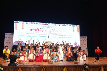 "Rangilo Re! GPIS Annual Day Celebrations: A Gujarati Extravaganza!"